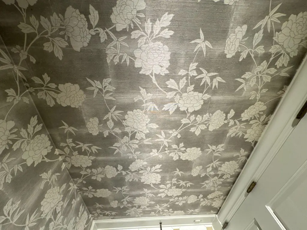 Wallpaper installation Joliet, IL professional